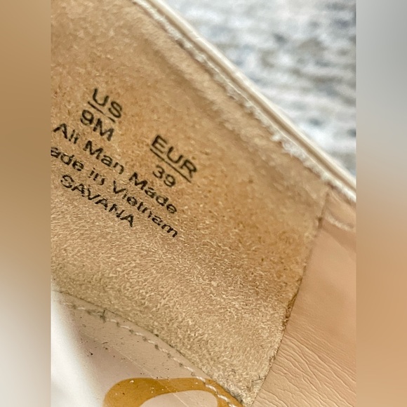 Sam Edelman Savana Studded Ballet Flats Size 9 M Nude Beige Pointed Toe Patent - Picture 8 of 8